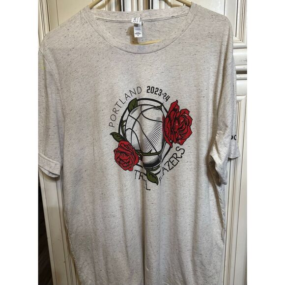 Bella + Canvas Men's Portland Trail Blazers 2023-24 Inked Rose City Tee Cream XL - Picture 3 of 10